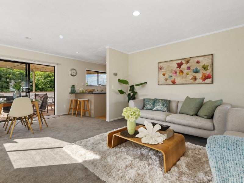 61B Winchester Terrace, Bethlehem, Tauranga - Carousel 1