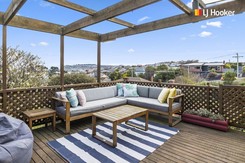 10 Chisholm Place, Tainui, Dunedin - Carousel 1