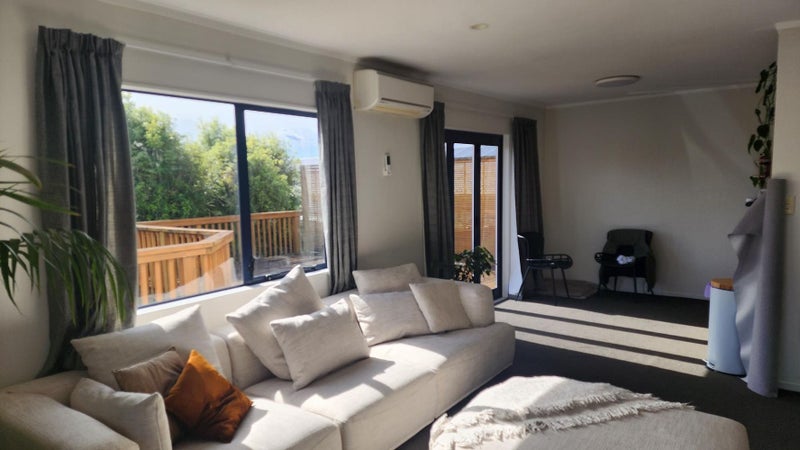 2A Seymour Road, Sunnyvale, Auckland - Carousel 1