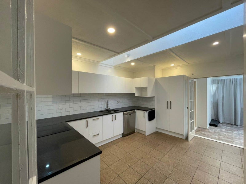 3/719 Great North Road, Grey Lynn, Auckland - Carousel 1