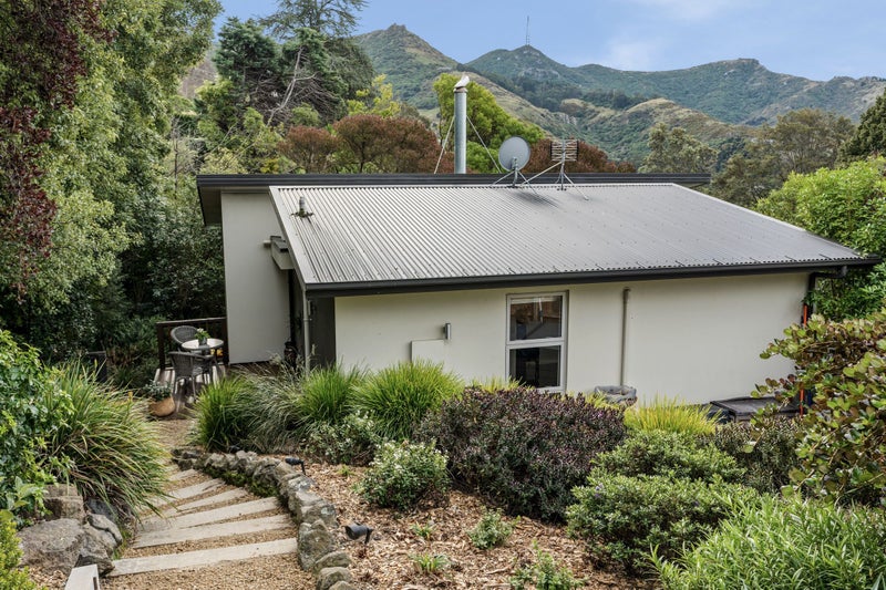 109 Main Road, Lyttelton - Carousel 38