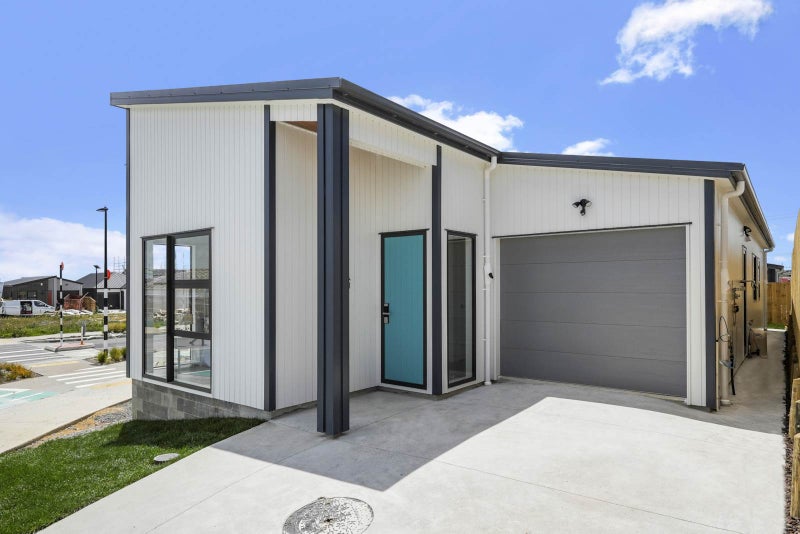 28 Biokovo Street, Massey, Auckland - Carousel 1