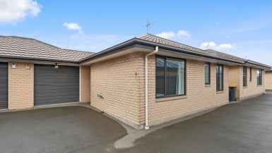 2/19 Tower Street, Hornby, Christchurch - Carousel 1