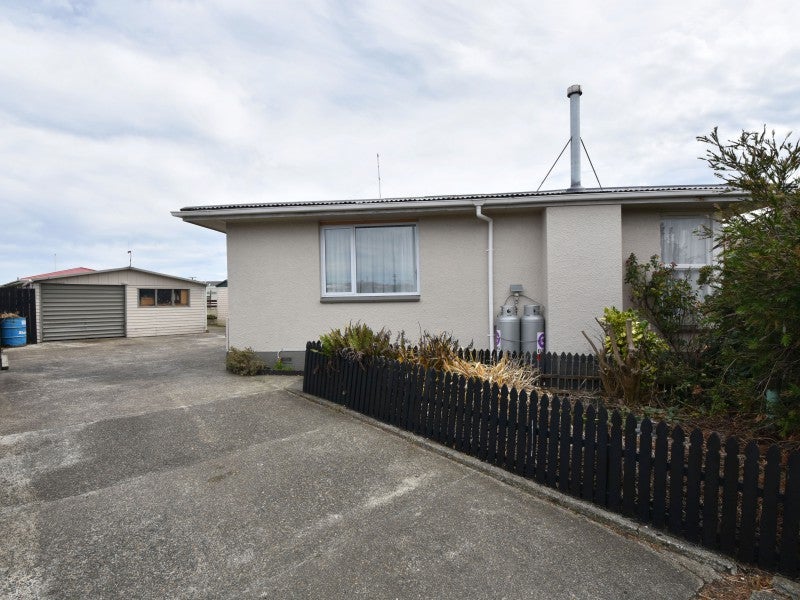 13 Paisley Court, Kew, Invercargill - Carousel 1