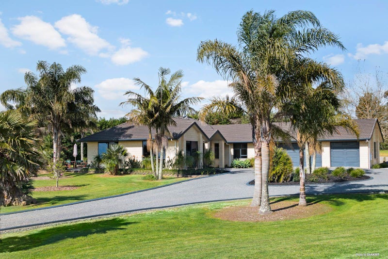 301 Oira Road, Drury - Carousel 2