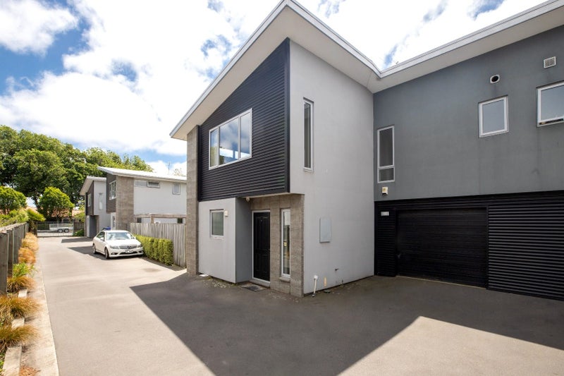 214C Lincoln Road, Addington, Christchurch - Carousel 1