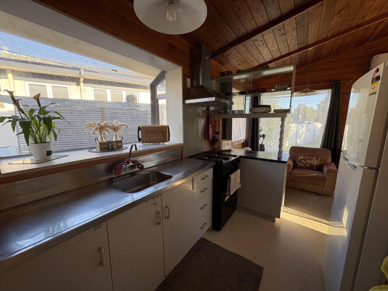 424 Ulster Street, Beerescourt, Hamilton - Carousel 2