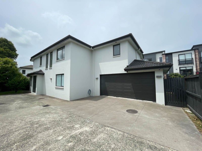 490A Richardson Road, Mount Roskill, Auckland - Carousel 1