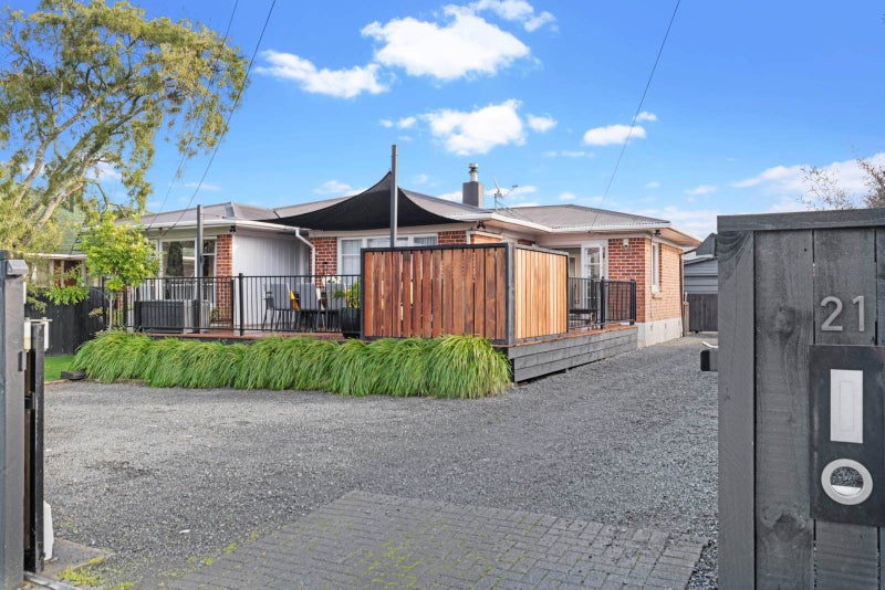 21 Edinburgh Avenue, Rosehill, Papakura - Carousel 1