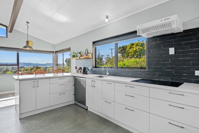 68 Valley View Road, Whangarei - Carousel 2