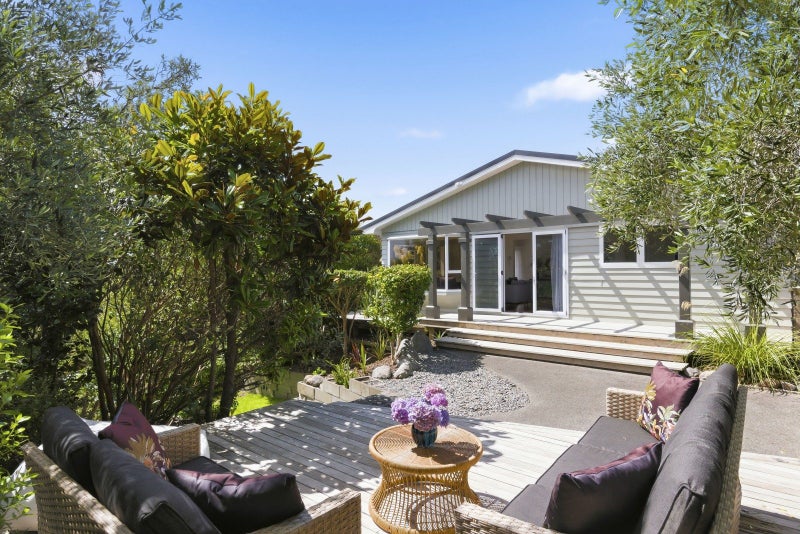 7 Whyte Street, Paraparaumu Beach, Paraparaumu - Carousel 2