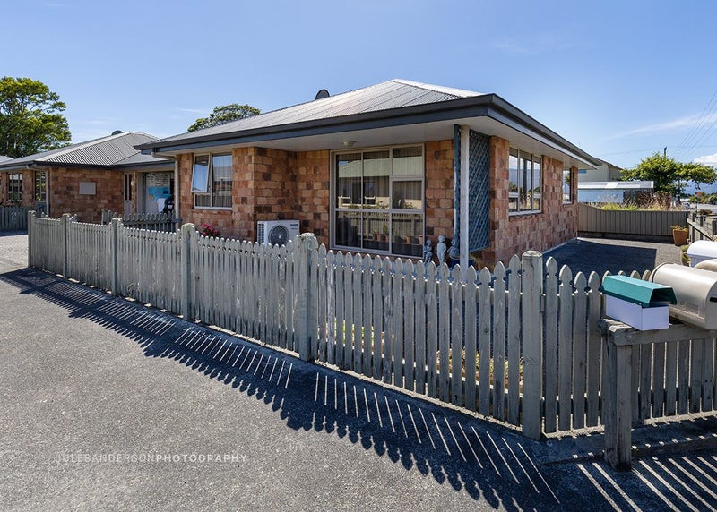 21D Mill Street, Westport, Westport - Carousel 2