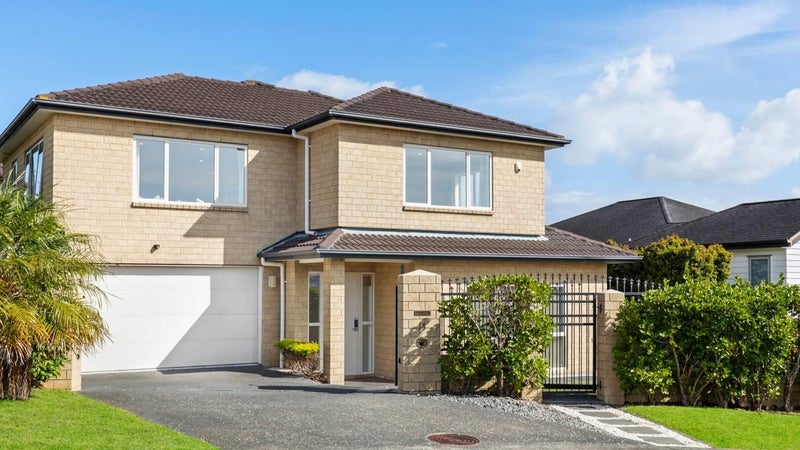 15 Kilear Close, Pinehill, Auckland - Carousel 1