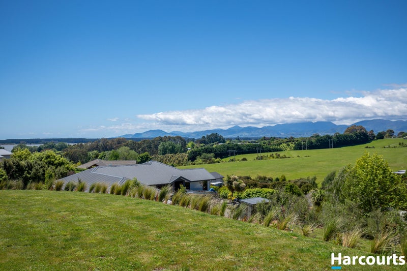 129B Ridgeview Road, Redwood Valley - Carousel 29