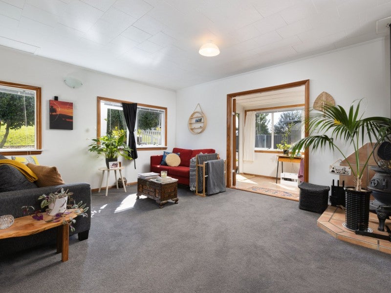 17 Bell Street, Judea, Tauranga - Carousel 2