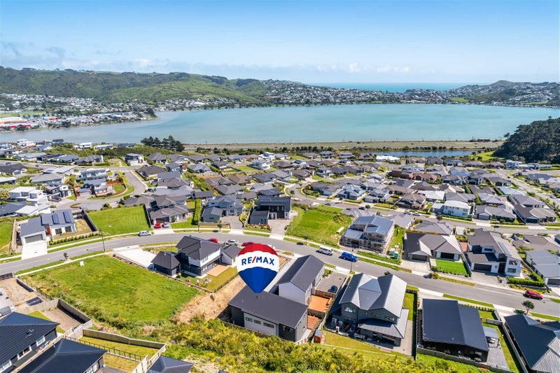 37A Waitaria Terrace, Aotea, Porirua - Carousel 39