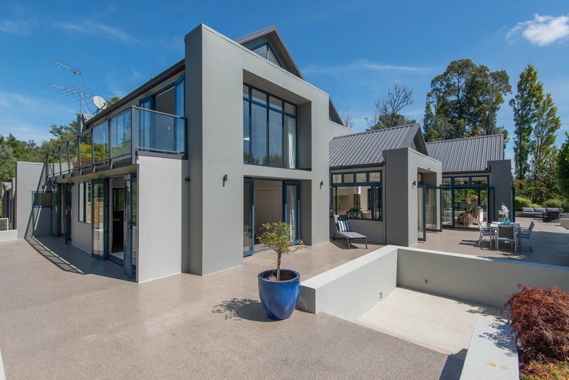 105 Gladstone Road, Dalmore, Dunedin - Carousel 34