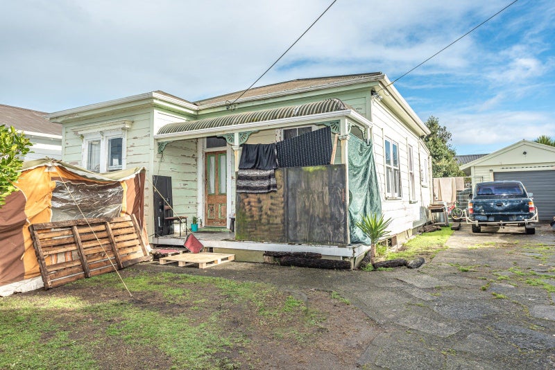 5 Mahoney Street, Whanganui East, Whanganui - Carousel 5