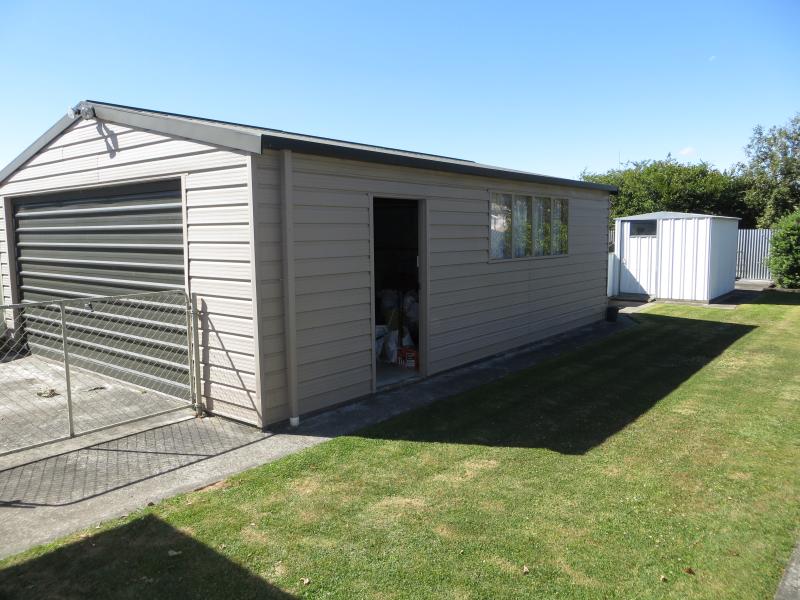 47 Birmingham Street, Takaro, Palmerston North - Carousel 13