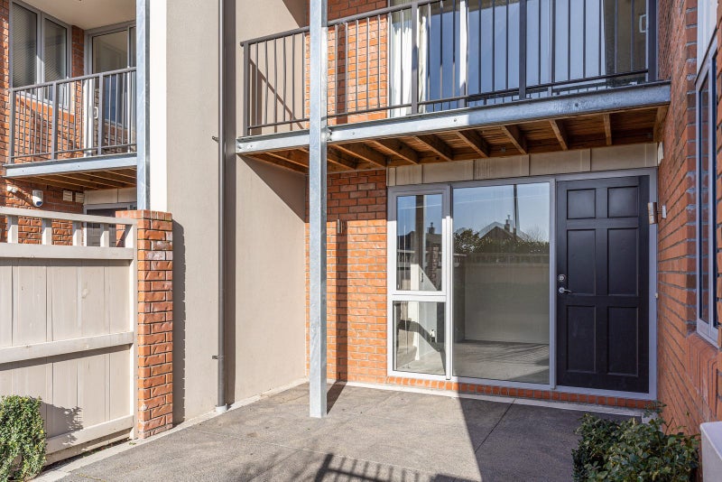 14 Henley Green, Northwood, Christchurch - Carousel 12