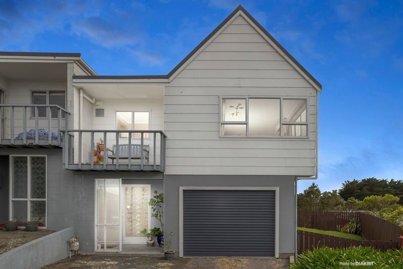 11A Birla Terrace, Broadmeadows, Wellington - Carousel 1
