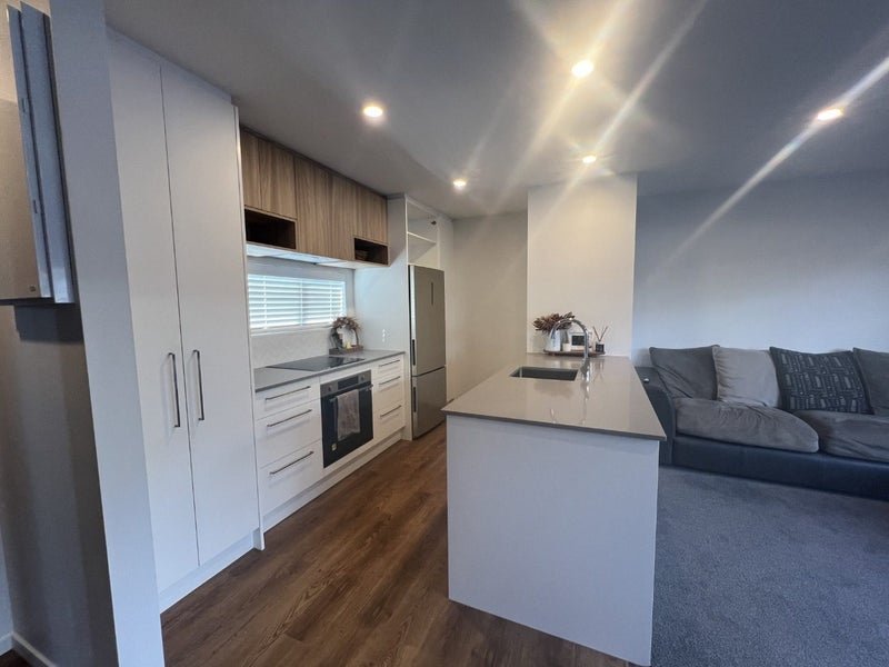 4/404 Armagh Street, Linwood, Christchurch - Carousel 11