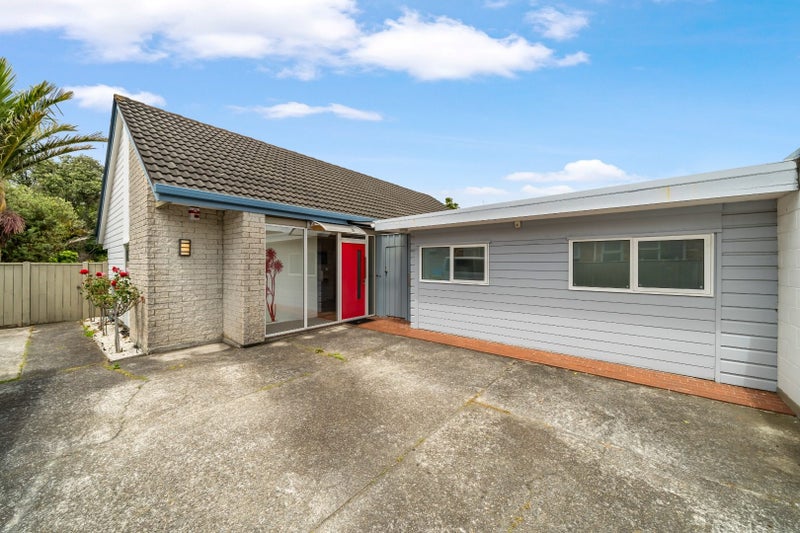 76A Wai-Iti Crescent, Woburn, Lower Hutt - Carousel 13
