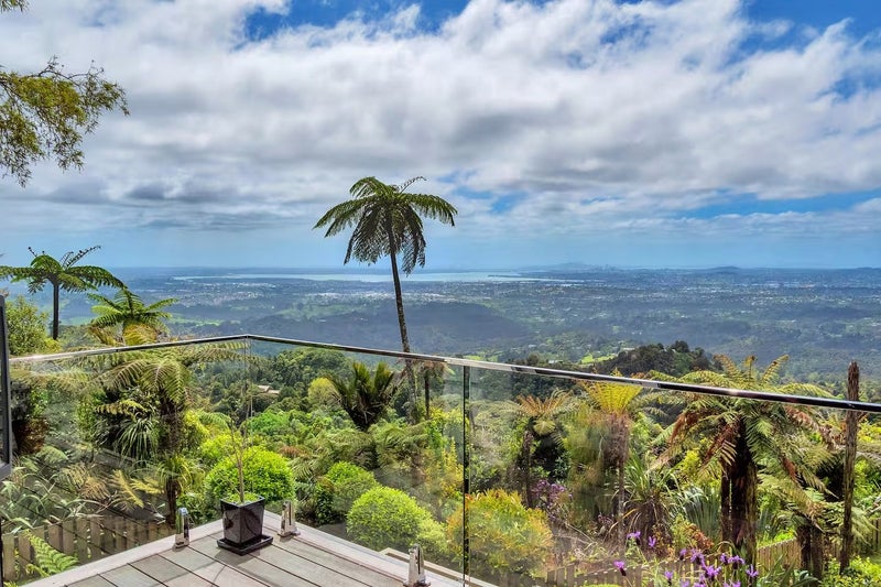 23 Quinns Road, Waiatarua, Auckland - Carousel 27