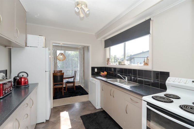 5 Filmer Place, Melville, Hamilton - Carousel 2