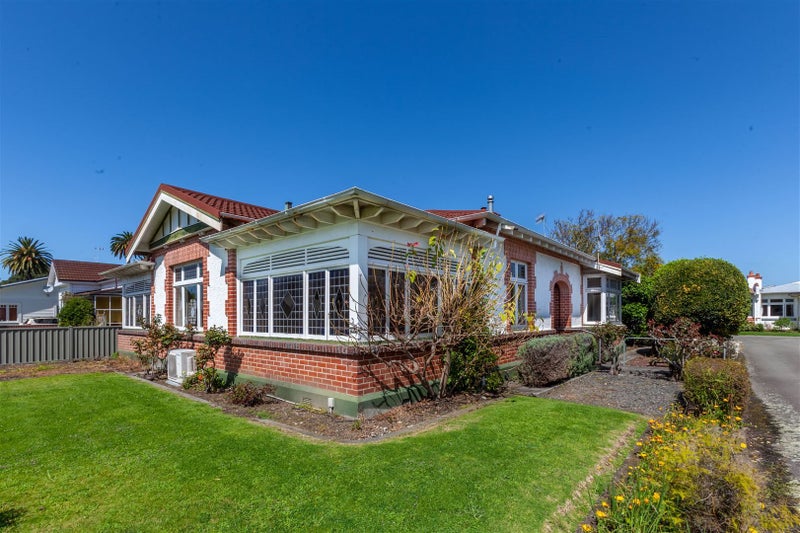 20 Jull Street, Napier South, Napier - Carousel 1