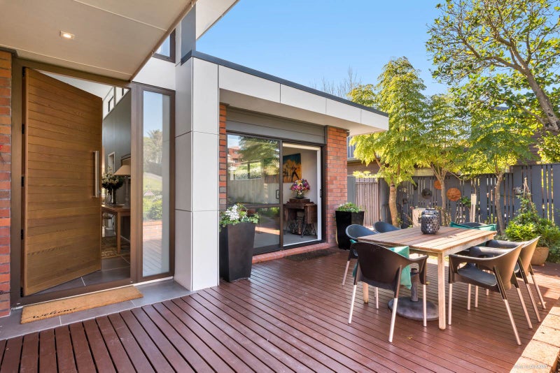 28 Lastel Place, Shelly Park, Auckland - Carousel 2