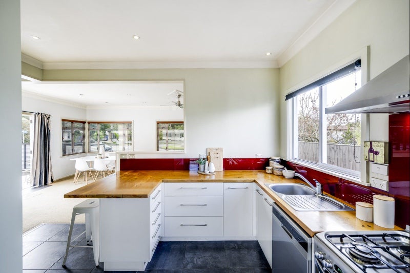 60 Logan Avenue, Marewa, Napier - Carousel 1