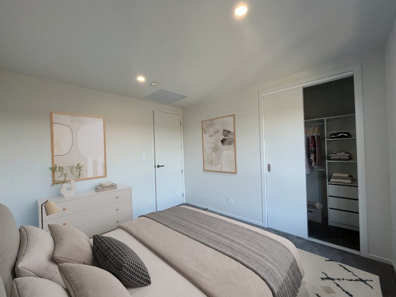 6/10 Fairclough Road, Beach Haven, Auckland - Carousel 2