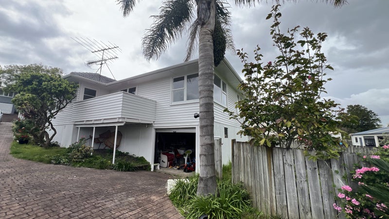 59 Bond Crescent, Forrest Hill, Auckland - Carousel 9