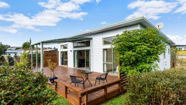 2 Te Whai Street, Mangawhai Heads, Mangawhai - Carousel 1