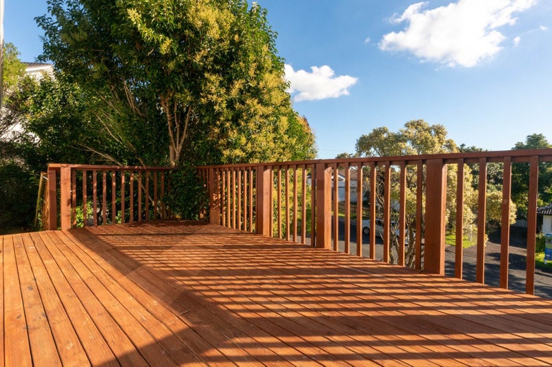 2/59 Santiago Crescent, Unsworth Heights, Auckland - Carousel 1