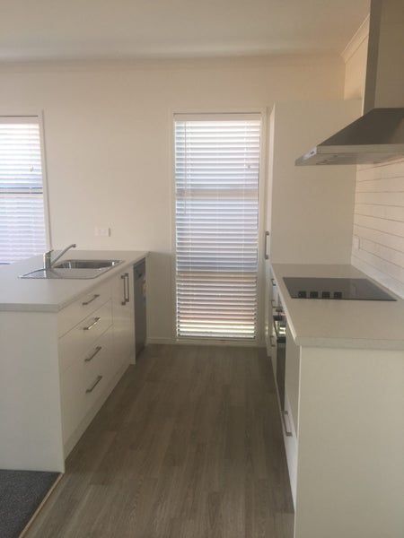 1B Portal Crescent, Beerescourt, Hamilton - Carousel 2