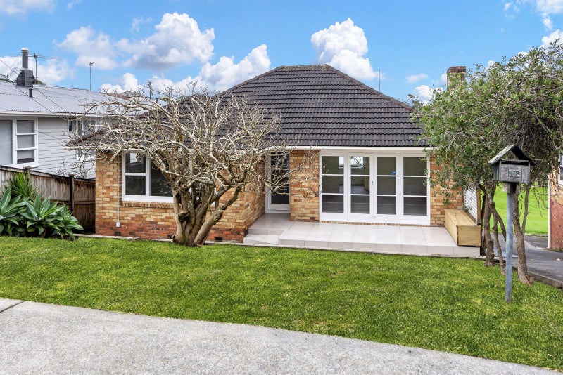 1/16 Subritzky Avenue, Mount Roskill, Auckland - Carousel 1