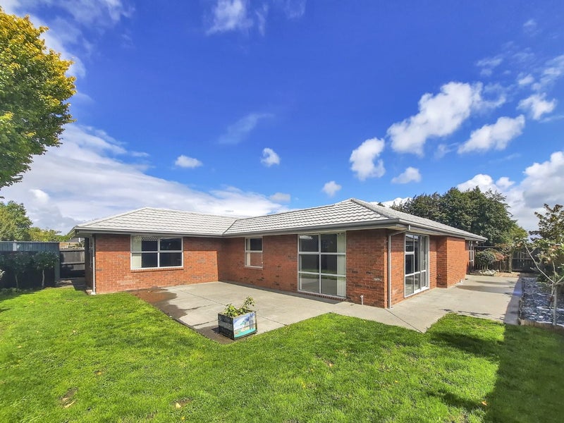 1 Crocus Lane, Aidanfield, Christchurch - Carousel 13