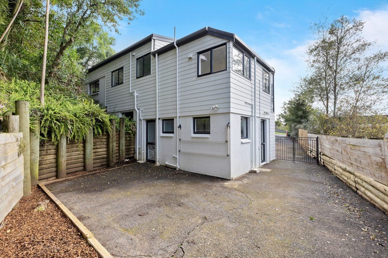 2/112 Stredwick Drive, Torbay, Auckland - Carousel 1