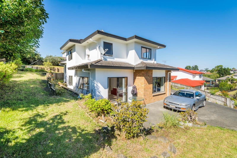 23 Crimson Park, Oteha, Auckland - Carousel 2