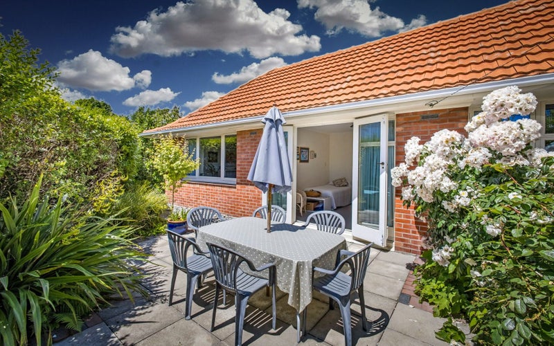 2/188 Clyde Road, Burnside, Christchurch - Carousel 1