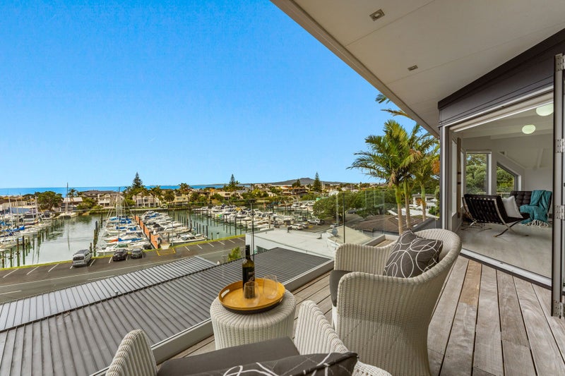 1/29 Prospect Terrace, Milford, Auckland - Carousel 2