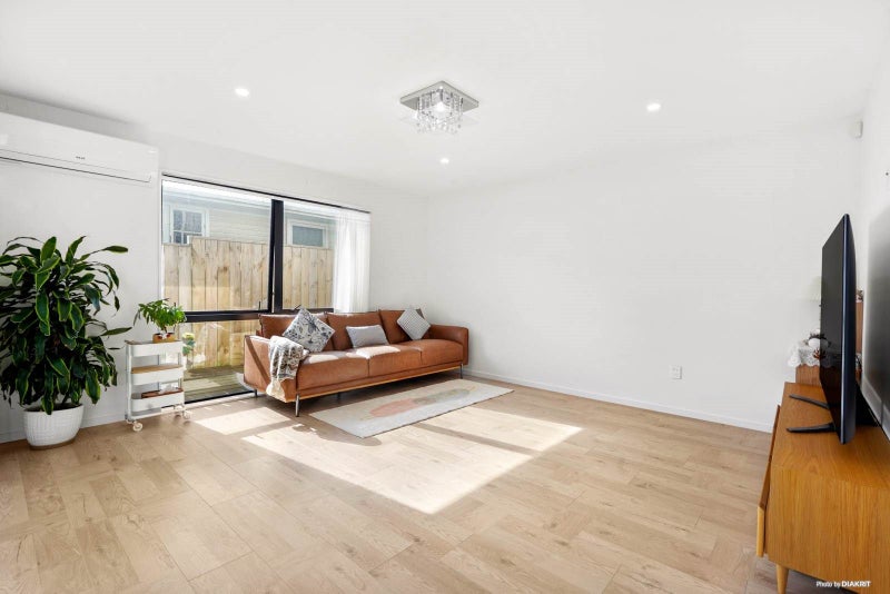 26B Roseville Street, New Windsor, Auckland - Carousel 2