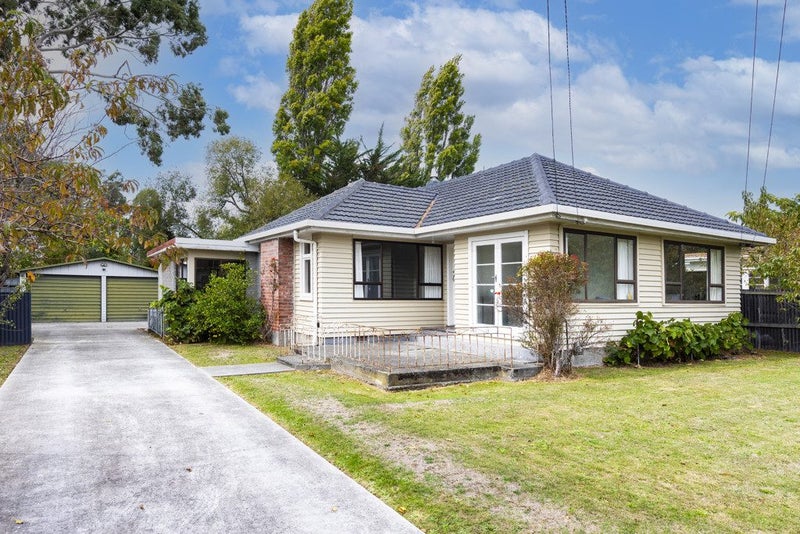 13 Bond Street, Waltham, Christchurch - Carousel 1
