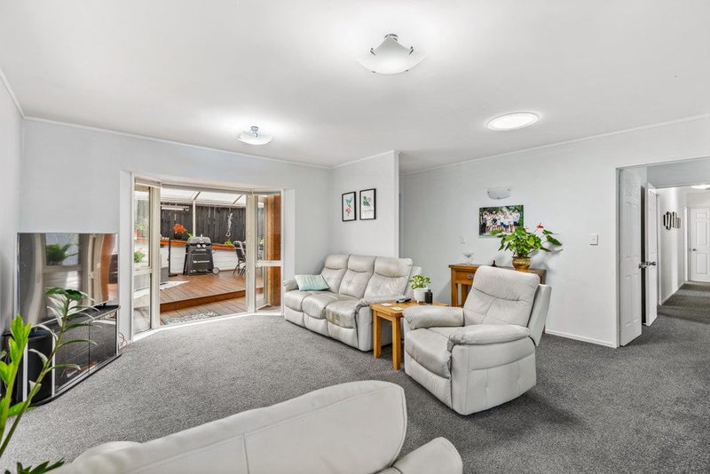 24 Millstream Drive, Henderson, Auckland - Carousel 2