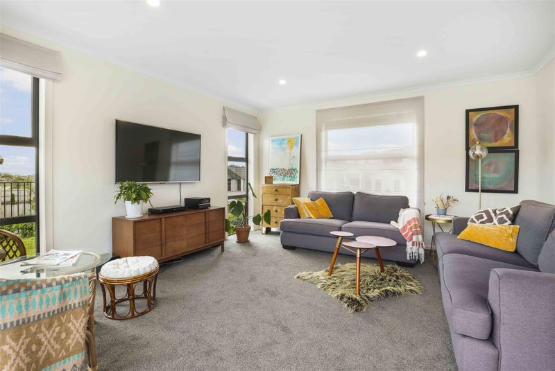 74 Cumberland Drive, Flagstaff, Hamilton - Carousel 2