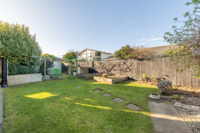 18 Delaware Crescent, Russley, Christchurch - Carousel 22