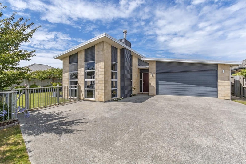 12 Kapiti Street, Parklands, Christchurch - Carousel 1