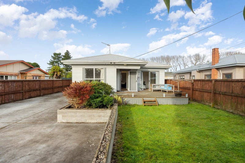 115 Rimu Street, Maeroa, Hamilton - Carousel 1